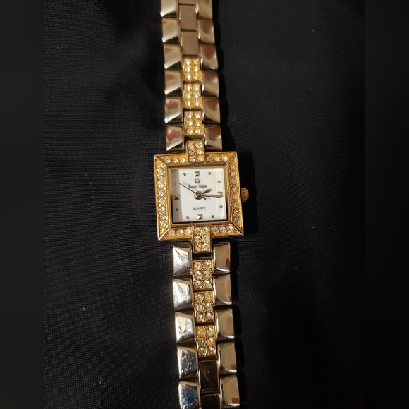 Premier Designs Women's Two-Tone Quartz Watch with White Dial and Rhinestones - Picture 3 of 11